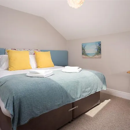 Bellflower * Windermere