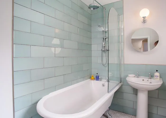 Bellflower Semesterbostad *